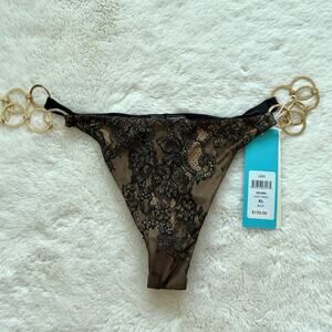 NWT!!! Beach Bunny Lexi swim bottom size XL Retail 155$